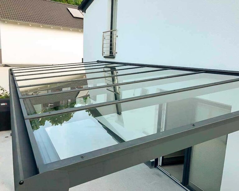 Terrassenüberdachung mit Echtglas